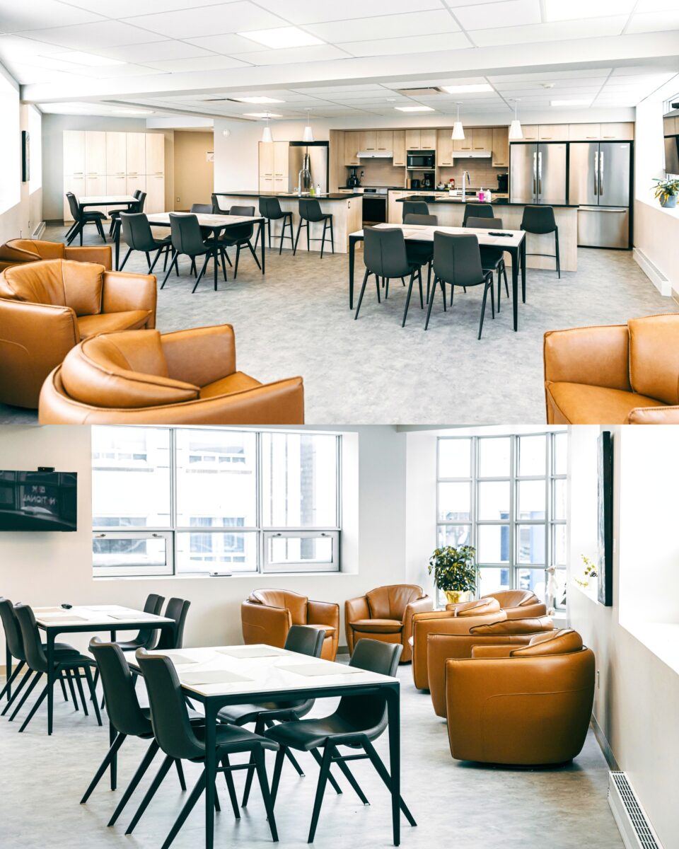 La salle commune et la cuisine d’un centre d’hébergement offrent un espace de rassemblement et de soutien, favorisant le partage, le réconfort et le bien-être des usagers.